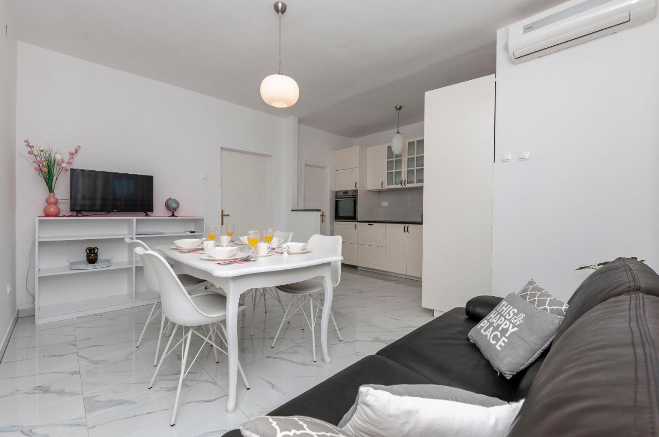 Apartments Jasna Omiš Kültér fotó