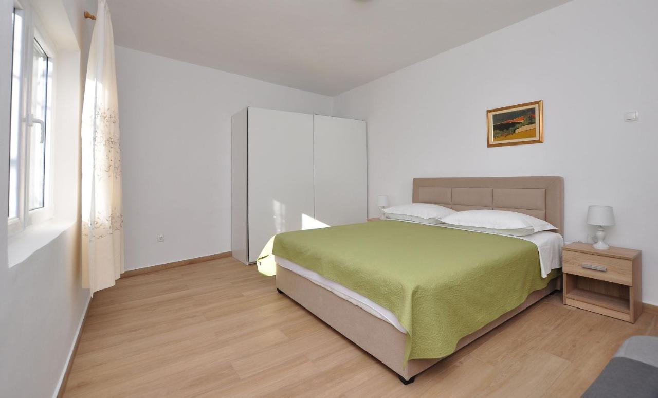 Apartments Jasna Omiš Kültér fotó