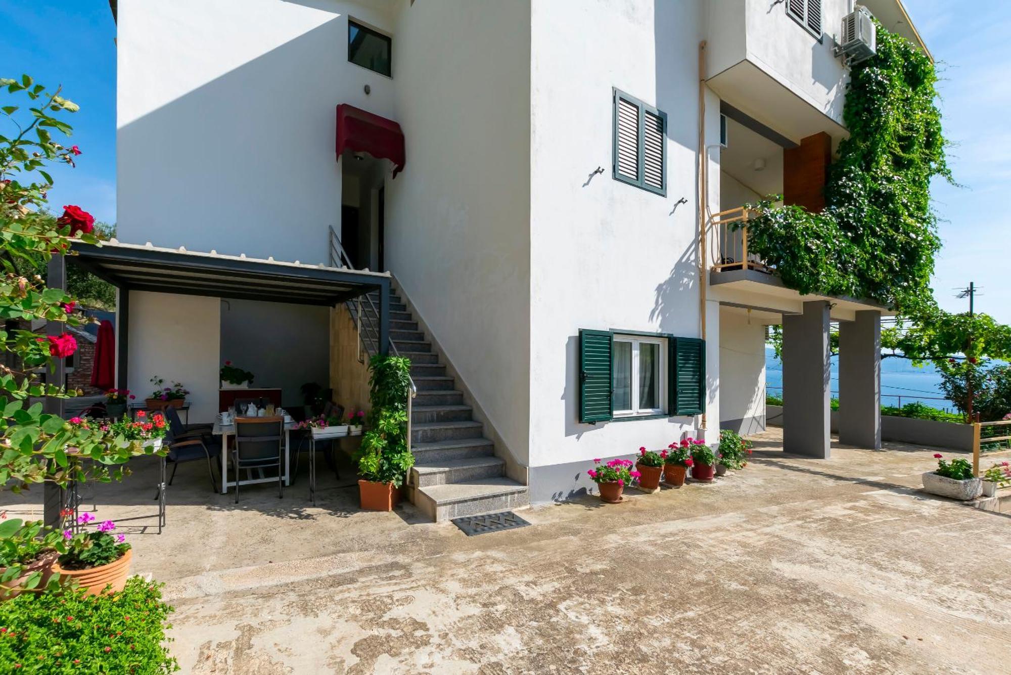 Apartments Jasna Omiš Kültér fotó